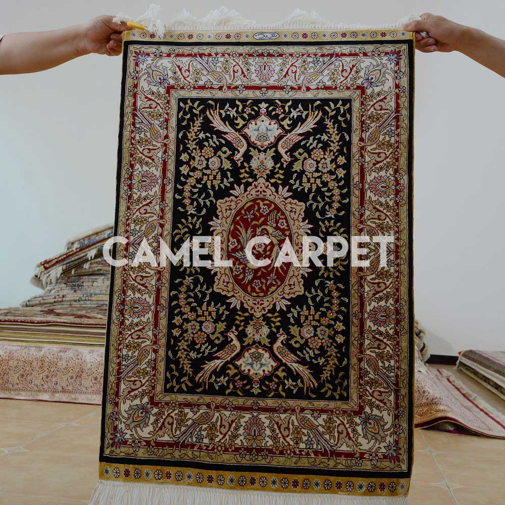 Kashan Persian Carpets.jpg